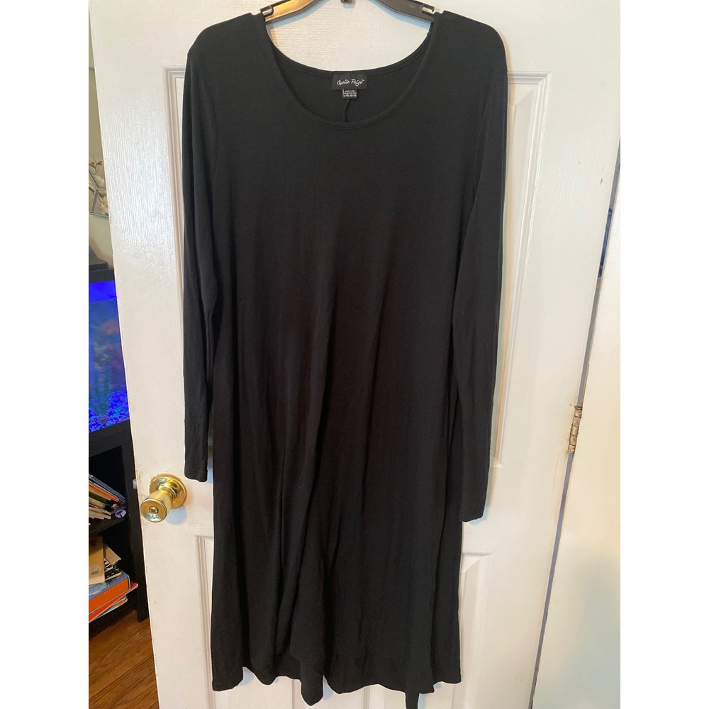Charlie Paige Black Long Sleeve Swing Dress Scoop Neck L/XL Solid KnitMidiA-Line